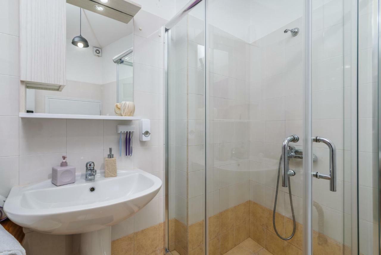 Zanart Maisonette Tripiti Ngoại thất bức ảnh