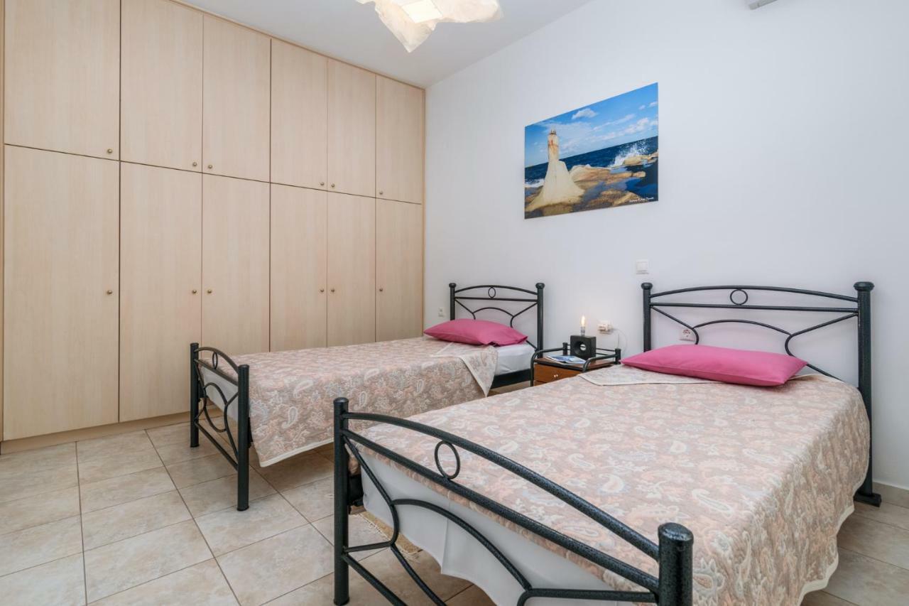 Zanart Maisonette Tripiti Ngoại thất bức ảnh
